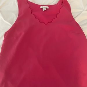 White House black market, hot pink, scalloped neck shell top